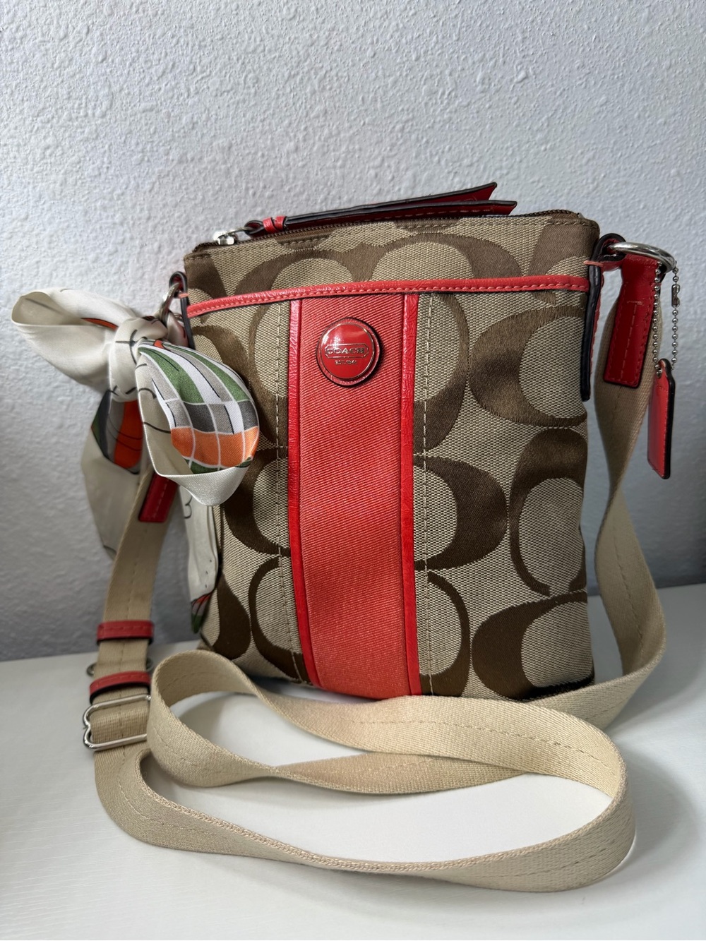 Coach Signature Stripe Swingpack